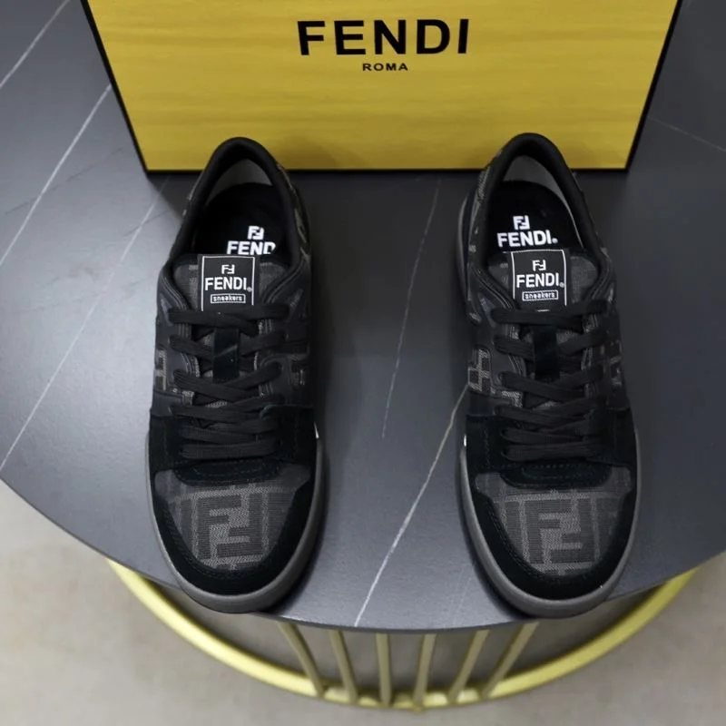 Chic Fendi Low Shoes 23219