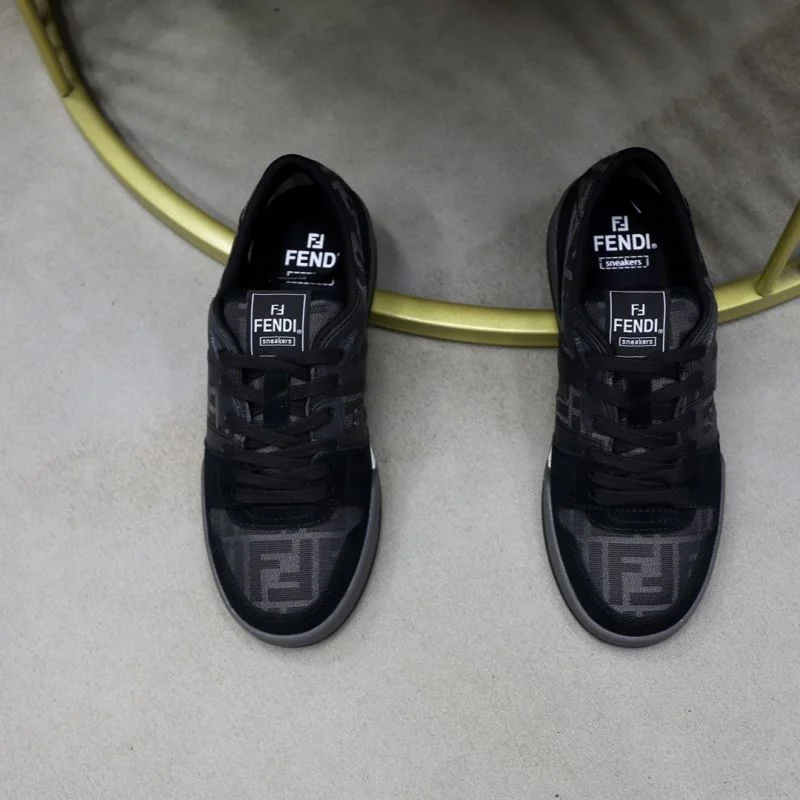 Chic Fendi Low Shoes 23219