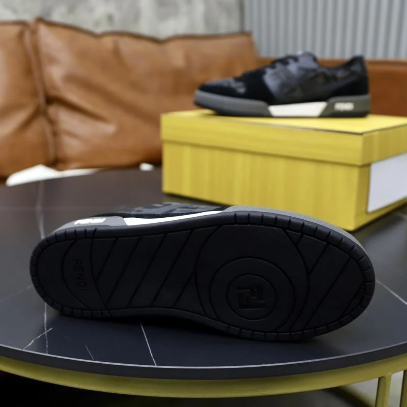Chic Fendi Low Shoes 23219