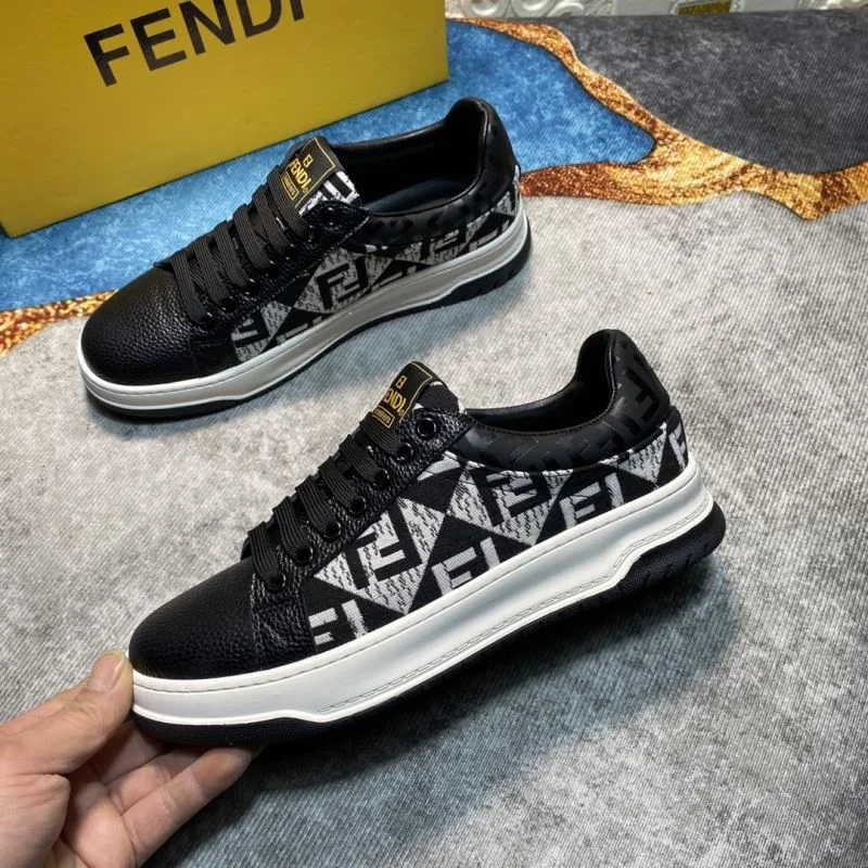 Effortless Fendi Low Shoes 23196