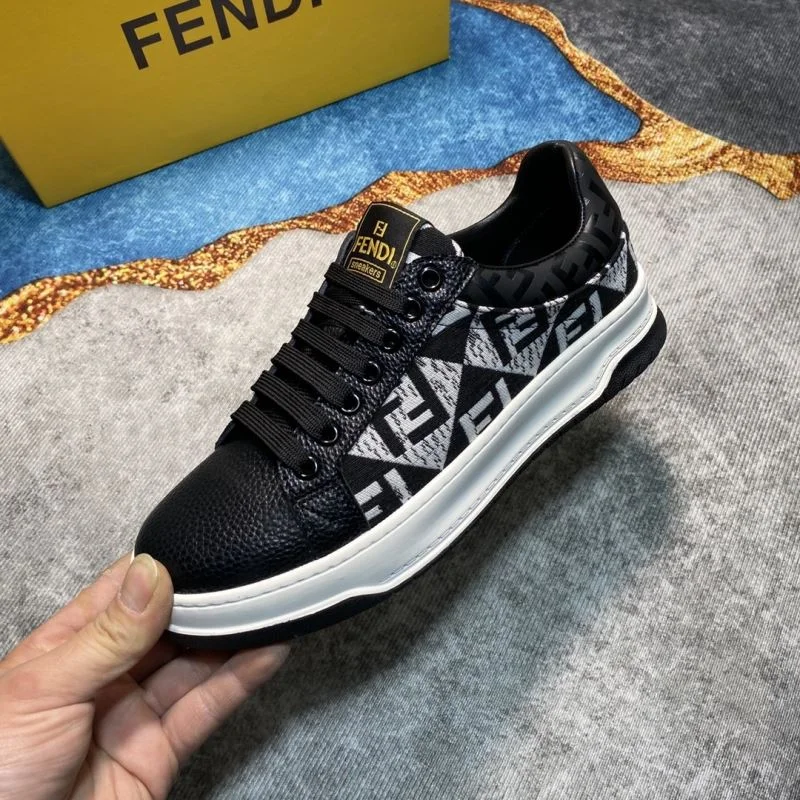 Effortless Fendi Low Shoes 23196