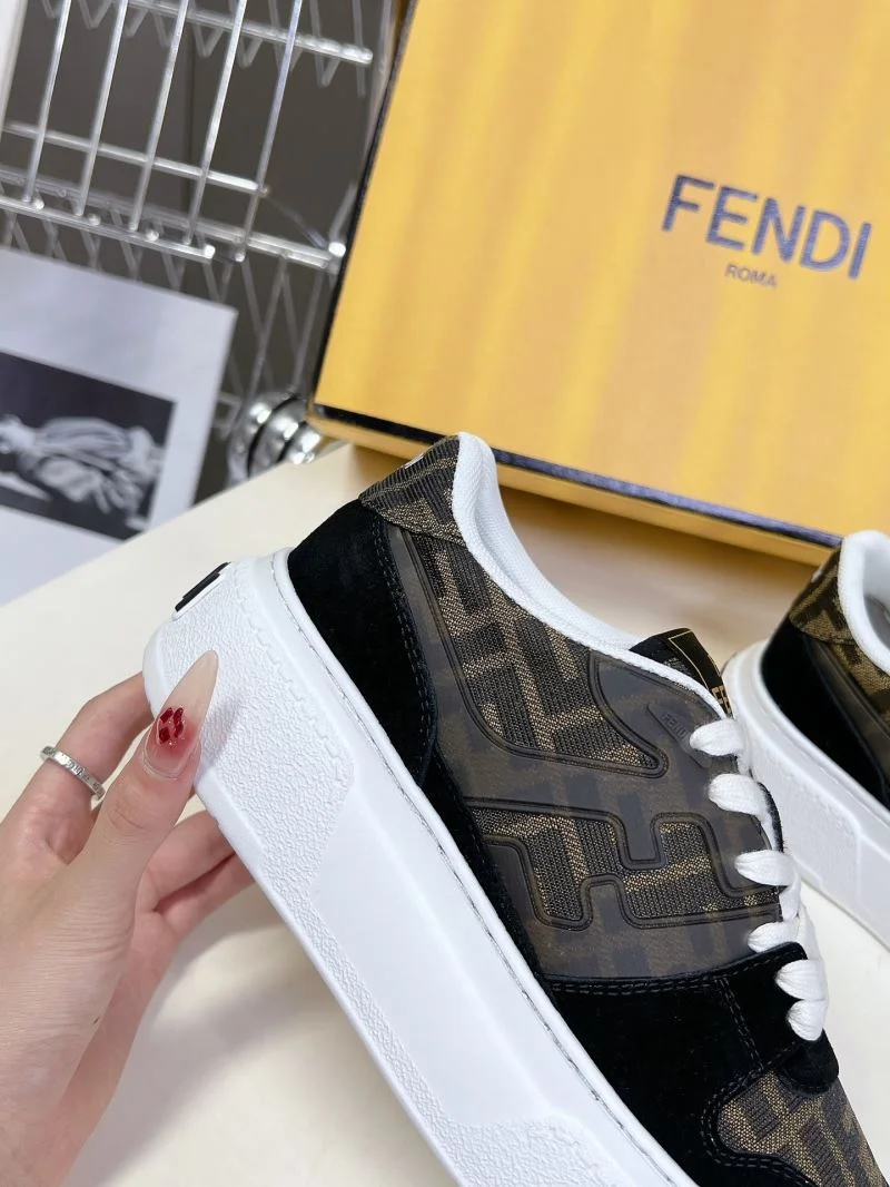 MultiPurpose Fendi Low Shoes 23316