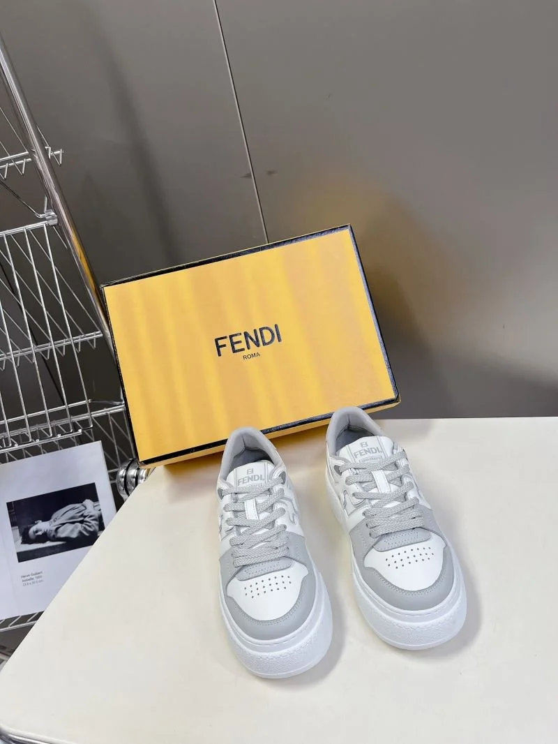 Flexible Fendi Low Shoes 23328