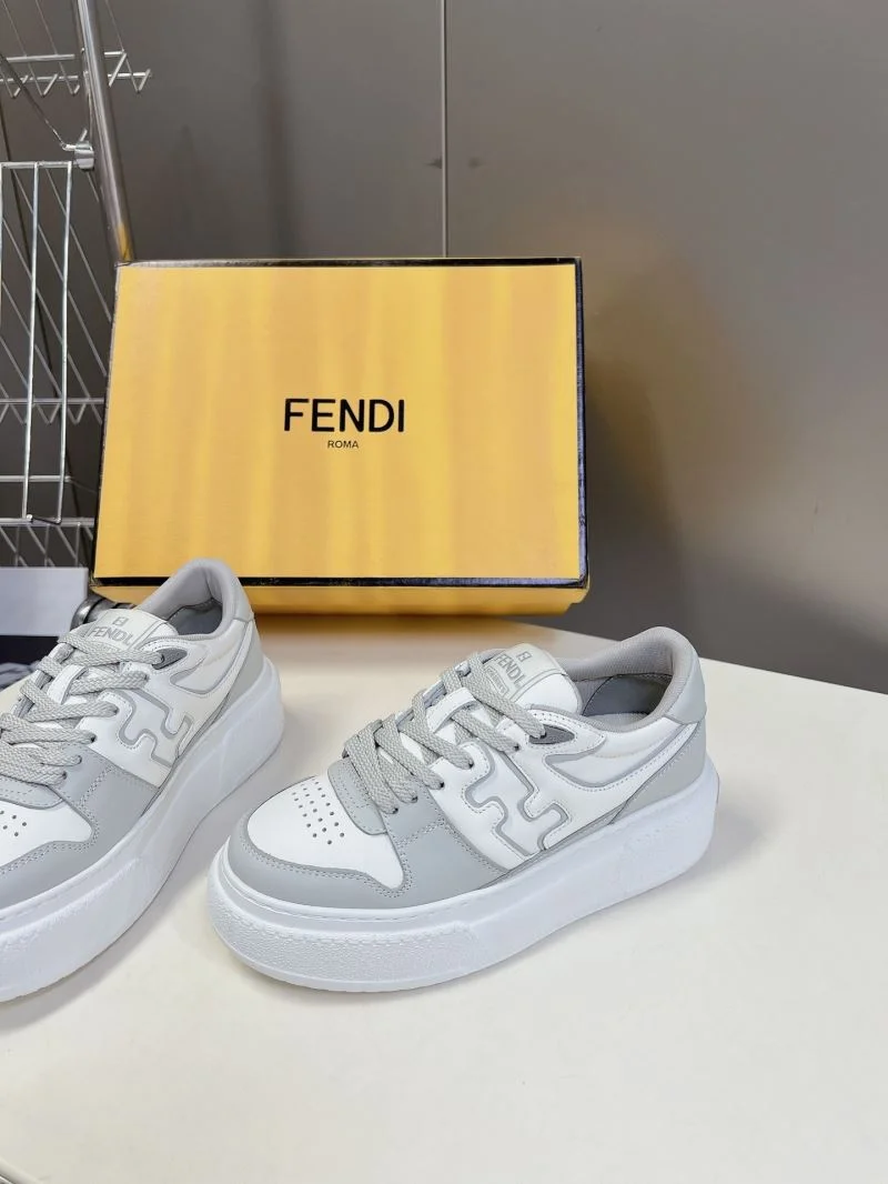Flexible Fendi Low Shoes 23328