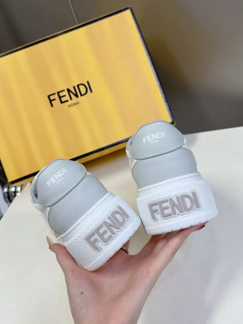 Flexible Fendi Low Shoes 23328