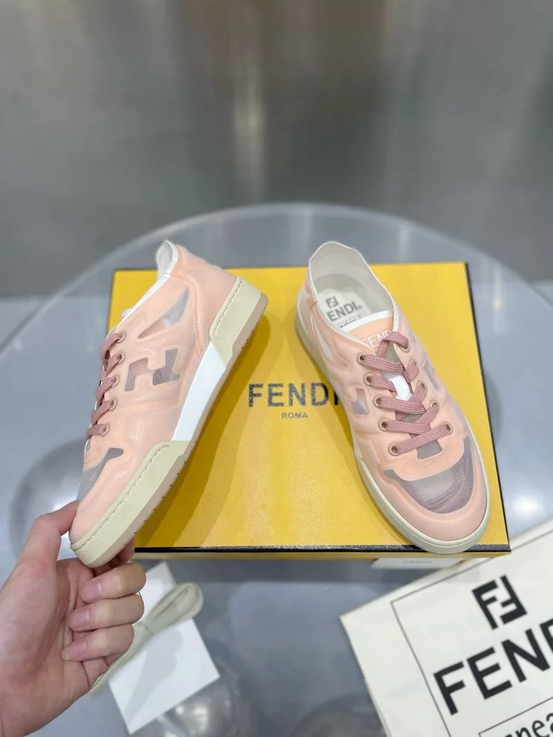 Fendi Low Shoes WaterResistant 23533