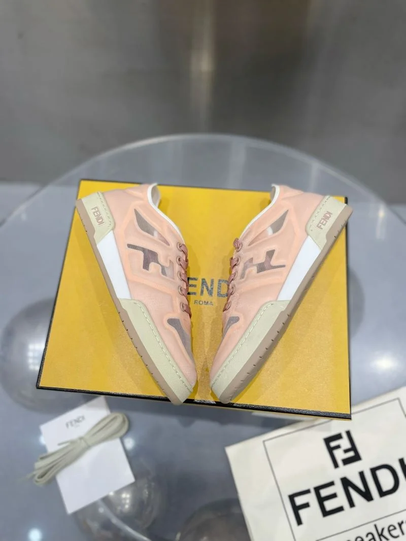 Fendi Low Shoes WaterResistant 23533