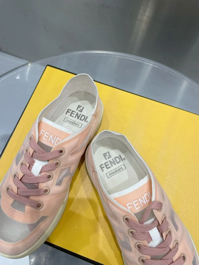 Fendi Low Shoes WaterResistant 23533