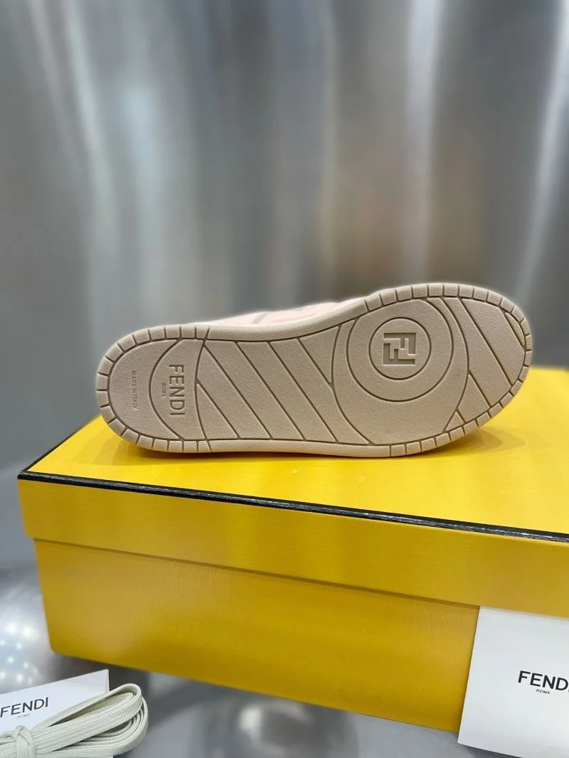 Fendi Low Shoes WaterResistant 23533