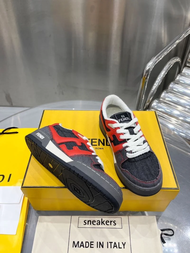 Flexible Fendi Low Shoes 23532