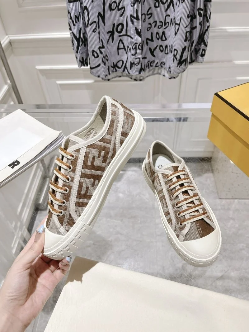 Breathable Fendi Low Shoes 23556