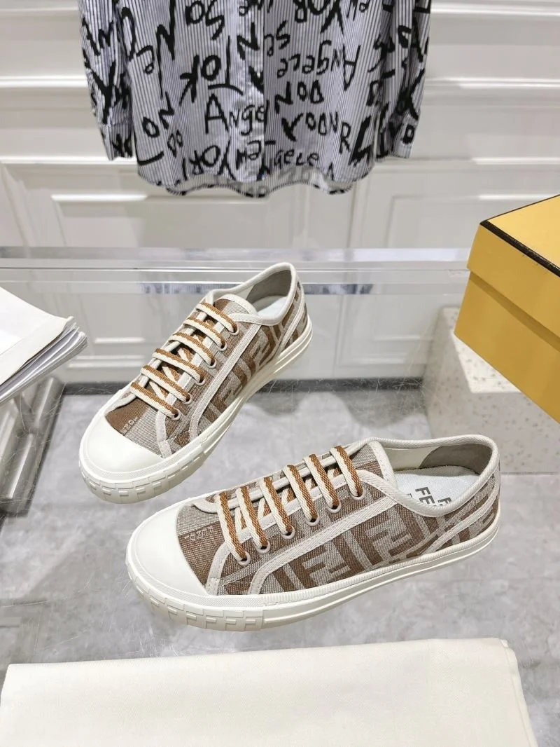 Breathable Fendi Low Shoes 23556