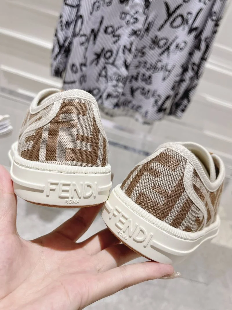 Breathable Fendi Low Shoes 23556