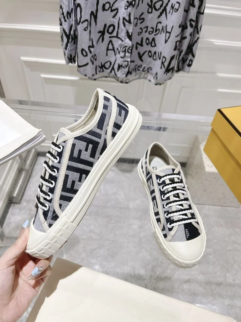 Durable Fendi Low Shoes 23527