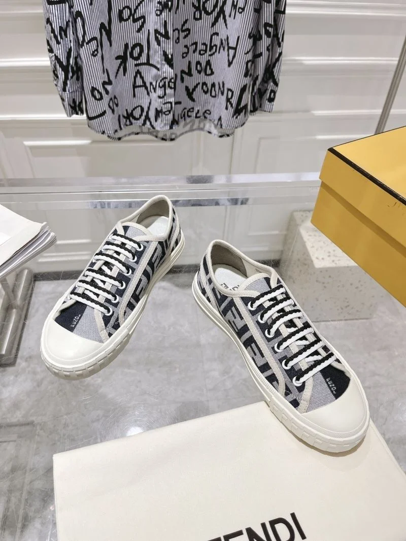 Durable Fendi Low Shoes 23527