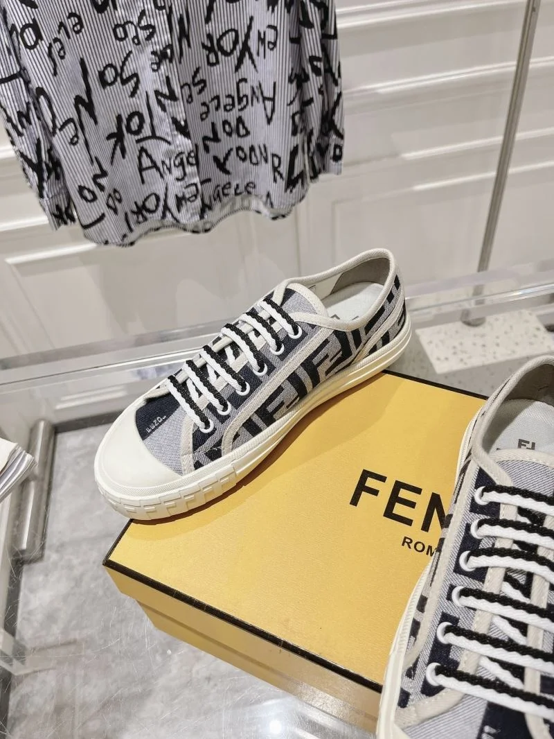 Durable Fendi Low Shoes 23527