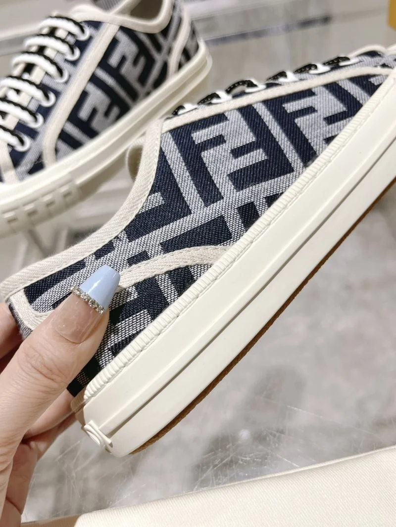 Durable Fendi Low Shoes 23527