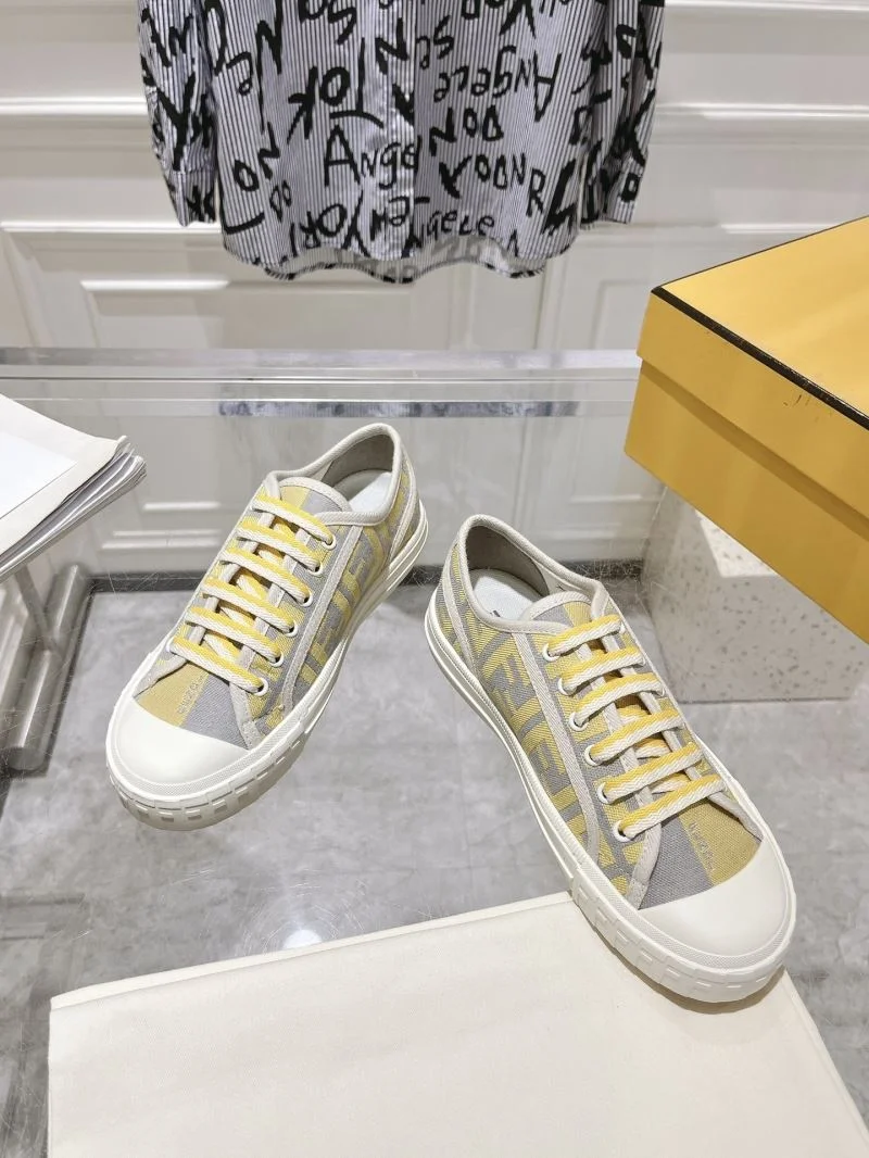 Fendi Low Shoes Durable 23524