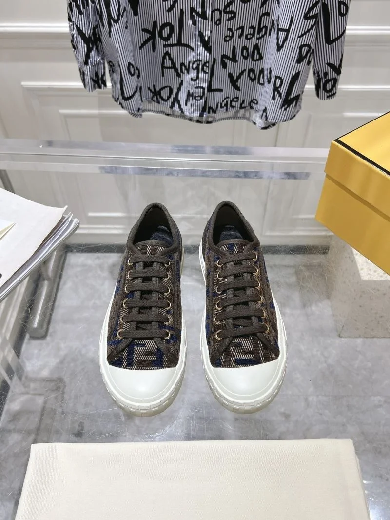 Original Fendi Low Shoes 23520