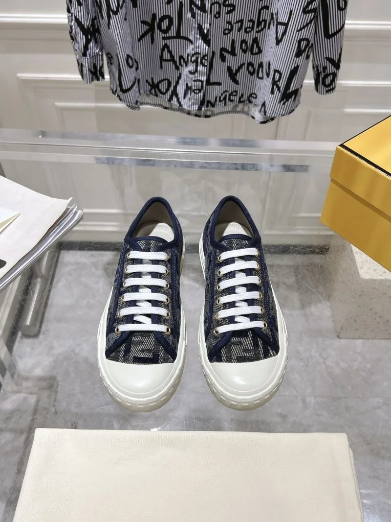 Cozy Fendi Low Shoes 23521