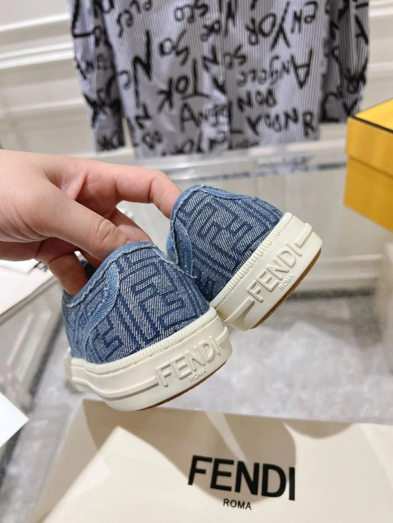 Refined Fendi Low Shoes 23518
