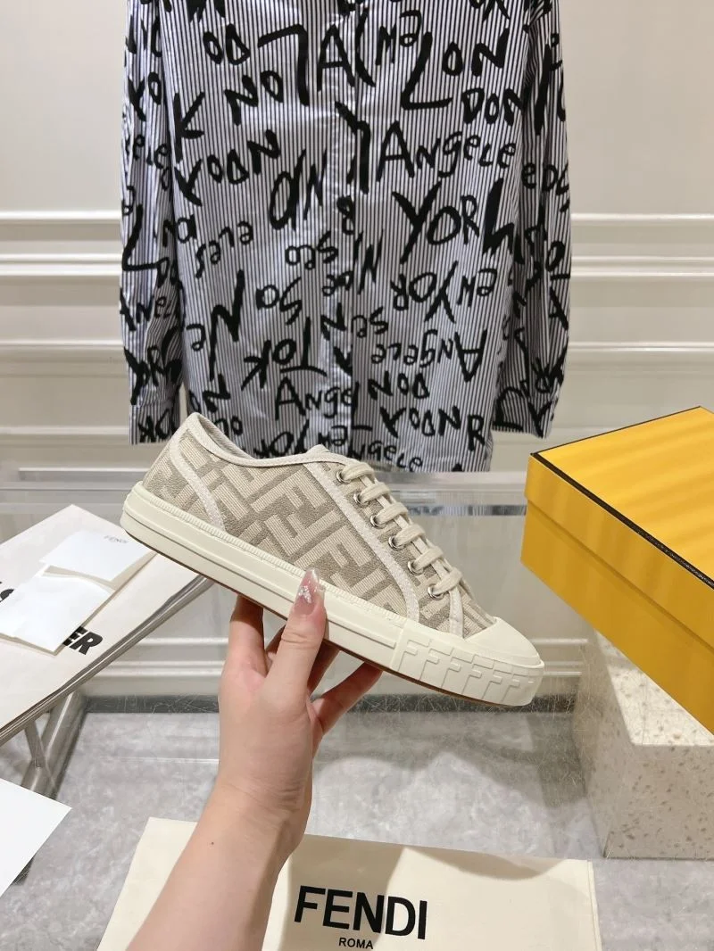 TechFriendly Fendi Low Shoes 23519