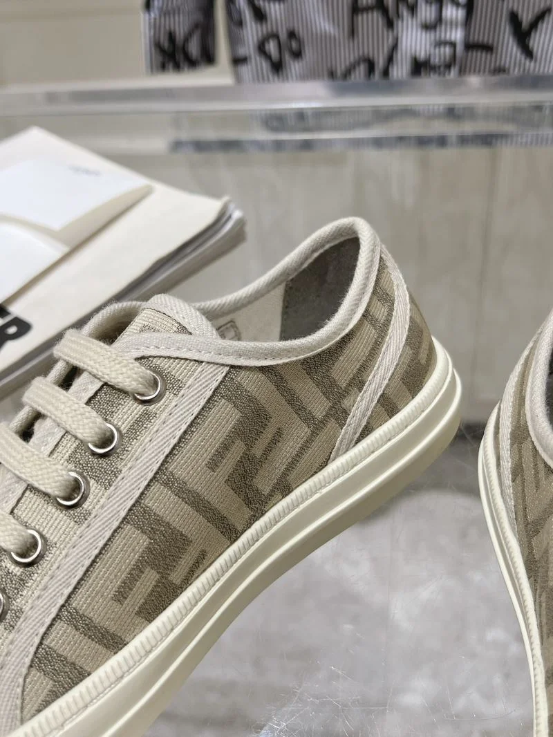 TechFriendly Fendi Low Shoes 23519