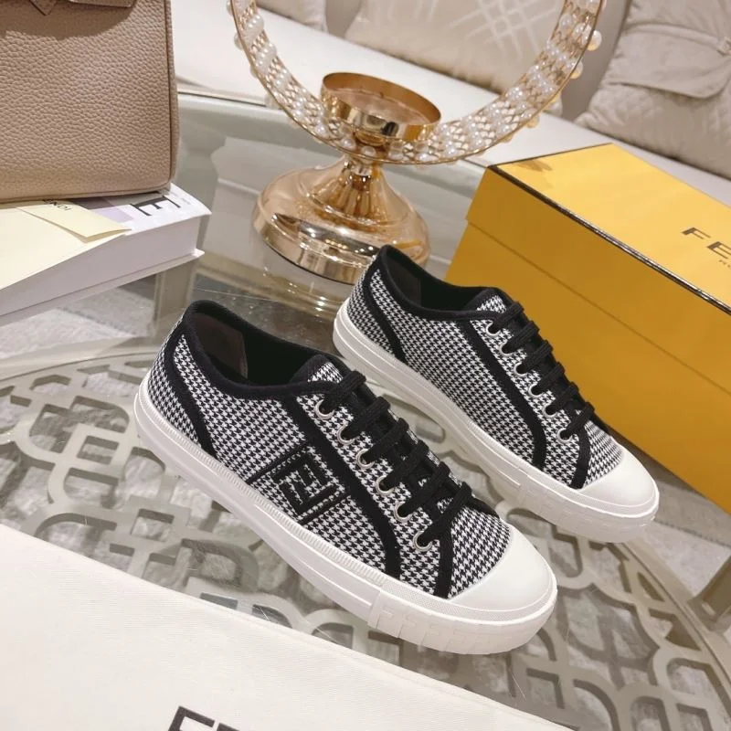 Comfortable Fendi Low Shoes 23513