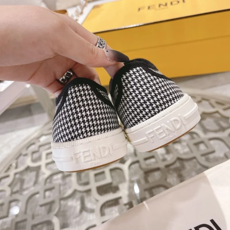Comfortable Fendi Low Shoes 23513
