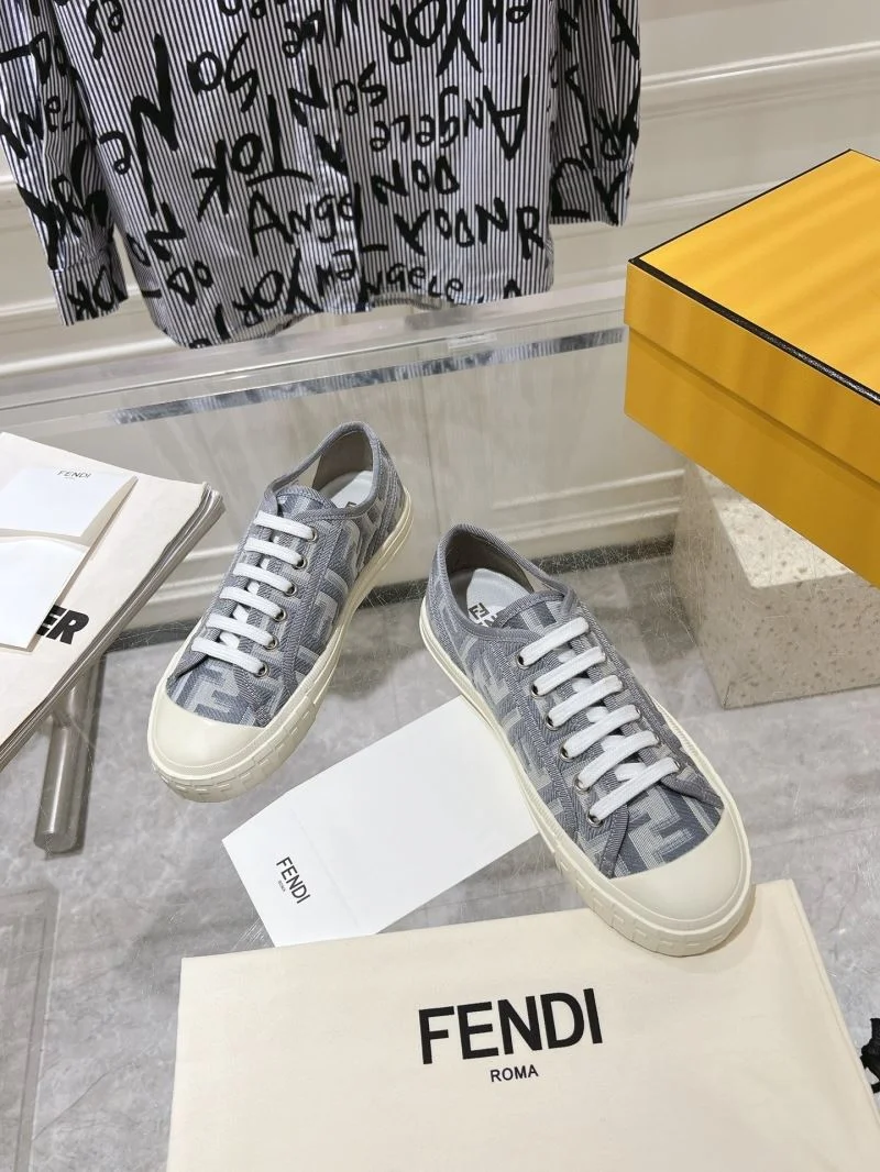 Packable Fendi Low Shoes 23515