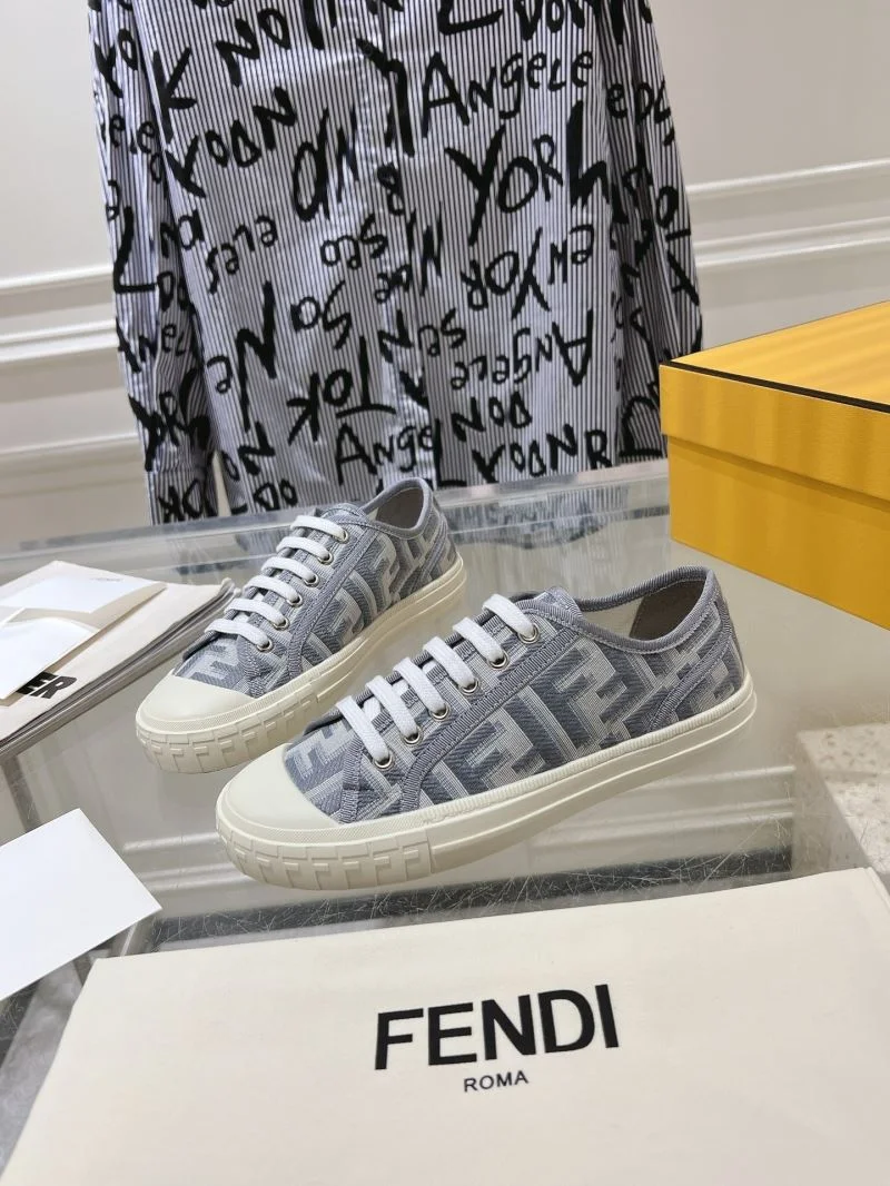 Packable Fendi Low Shoes 23515