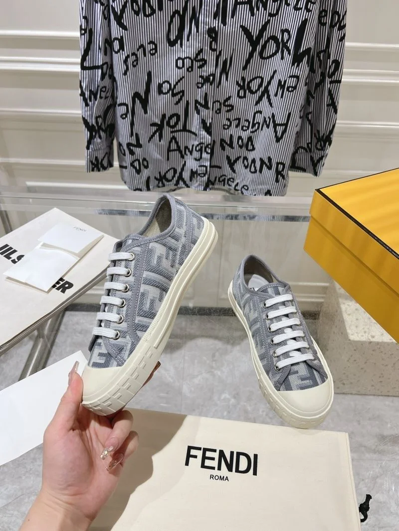 Packable Fendi Low Shoes 23515