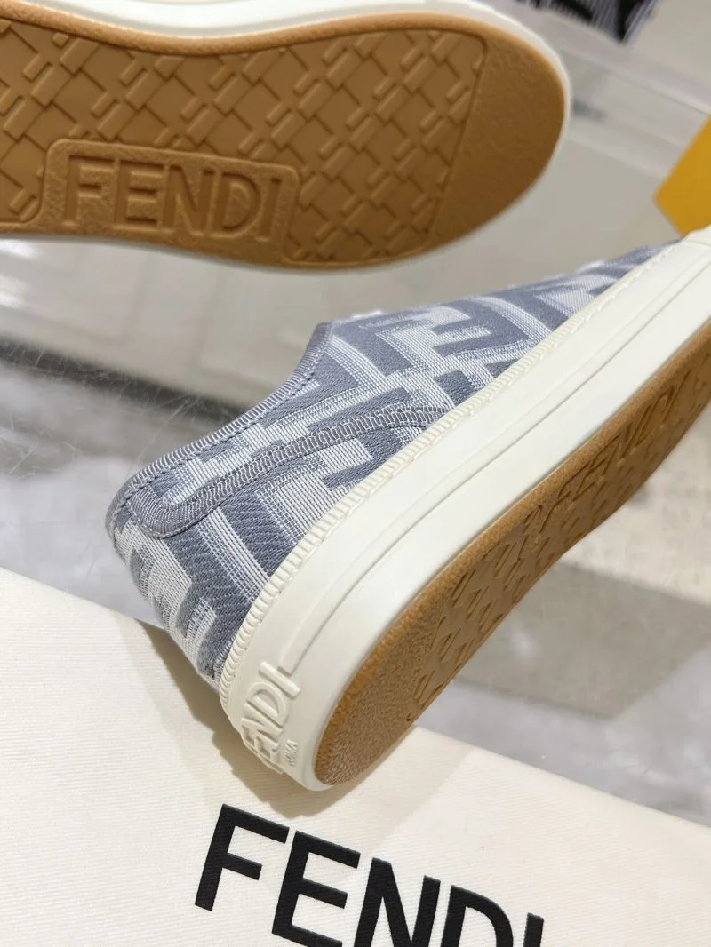 Packable Fendi Low Shoes 23515