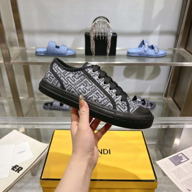 Fendi Low Shoes Compact 23474