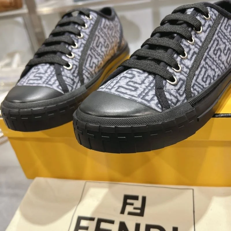 Fendi Low Shoes Compact 23474