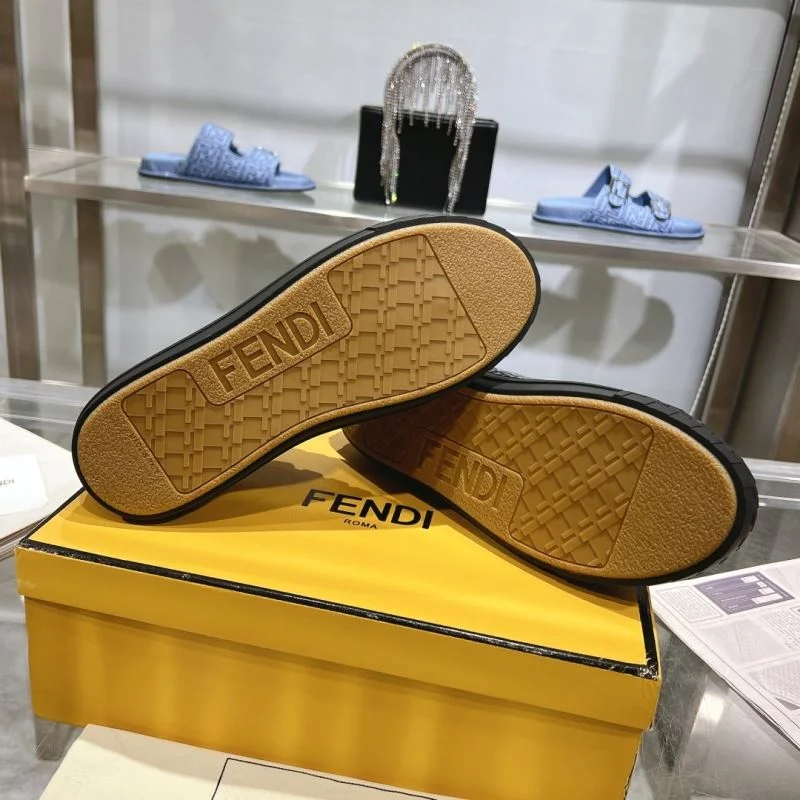 Fendi Low Shoes Compact 23474