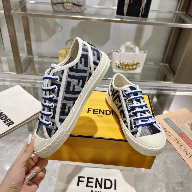Packable Fendi Low Shoes 23478