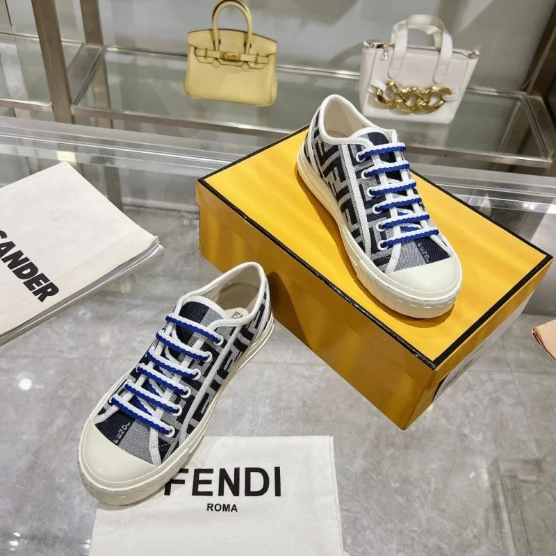 Packable Fendi Low Shoes 23478