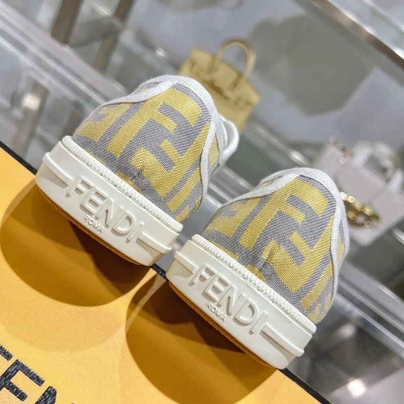 Classic Fendi Low Shoes 23472