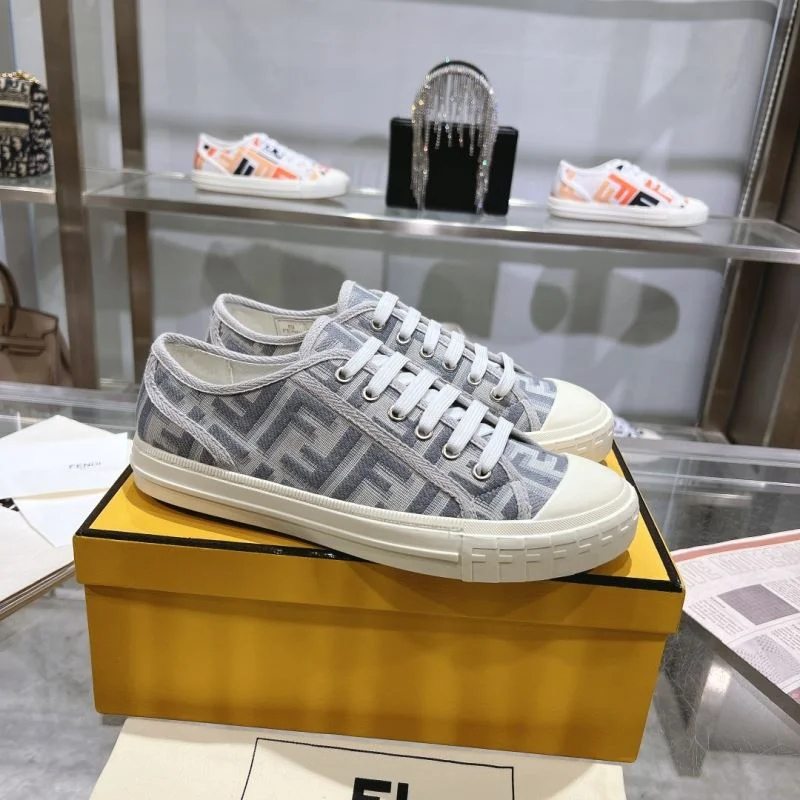 UrbanChic Fendi Low Shoes 23464