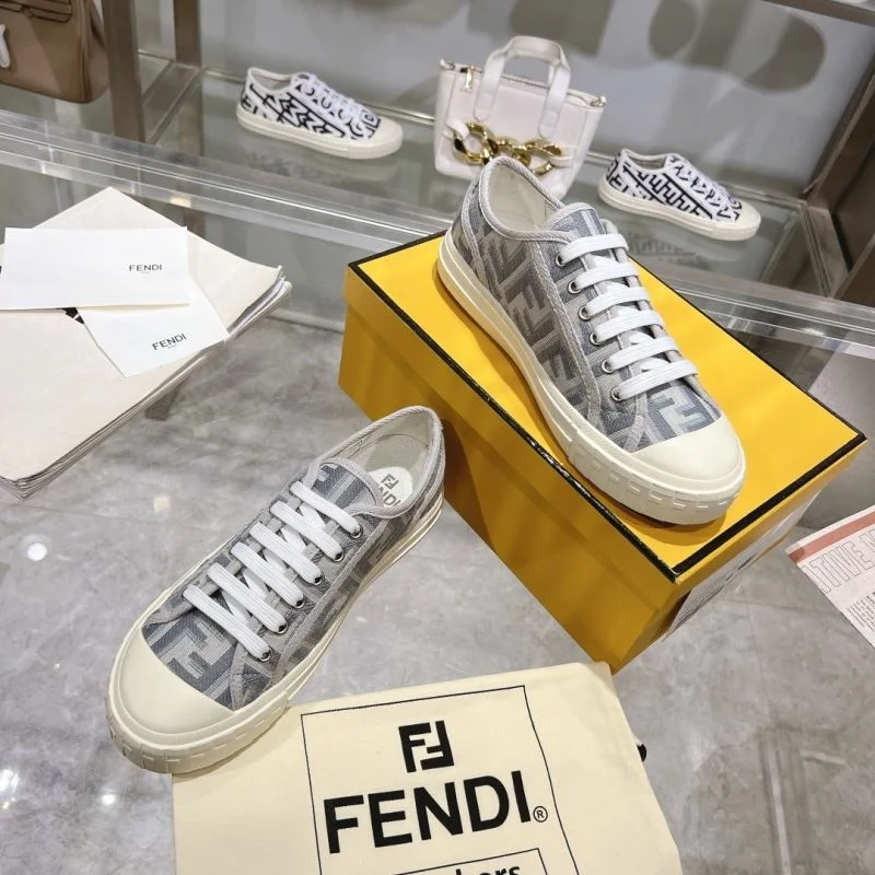 UrbanChic Fendi Low Shoes 23464