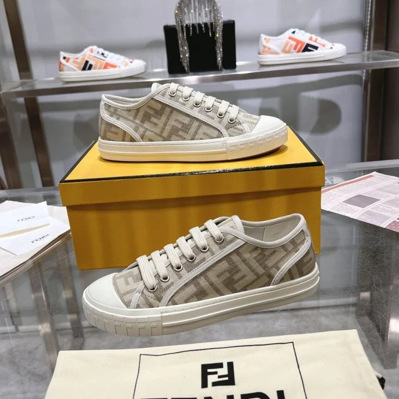 Fendi Low Shoes Neat 23461