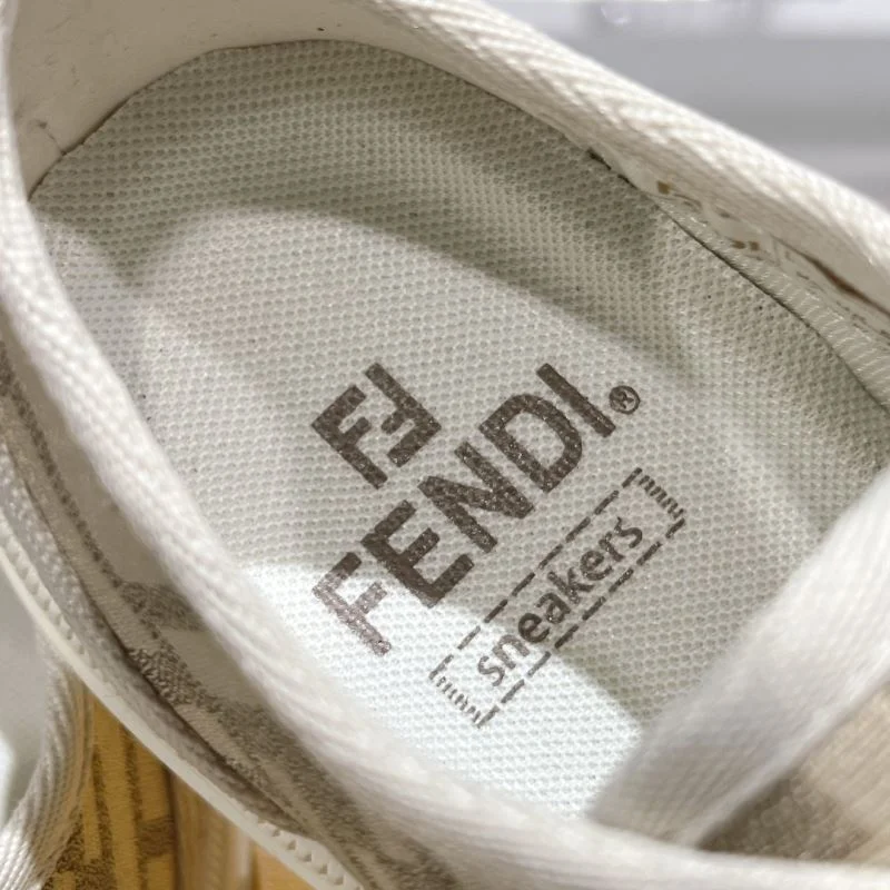 Fendi Low Shoes Neat 23461