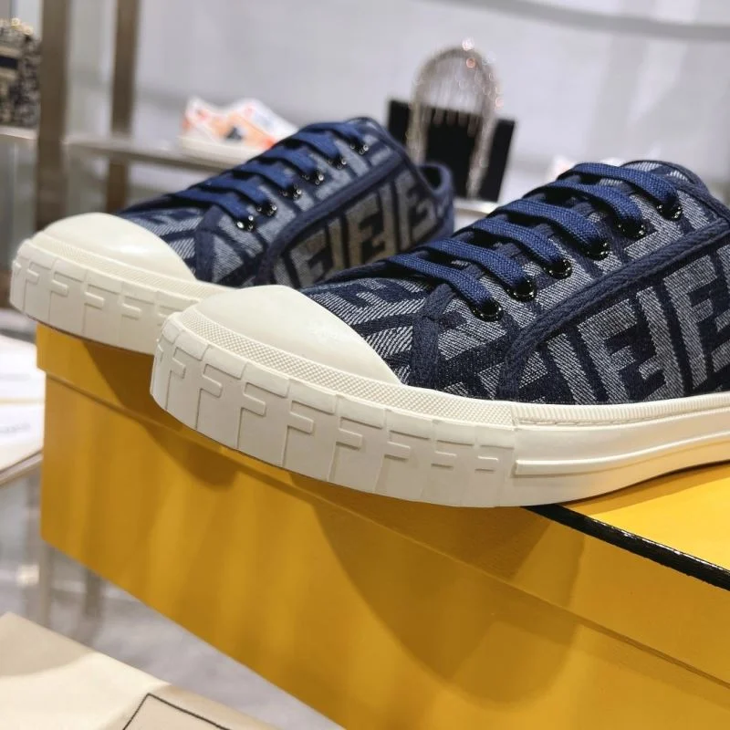 Fendi Low Shoes TopPick 23455