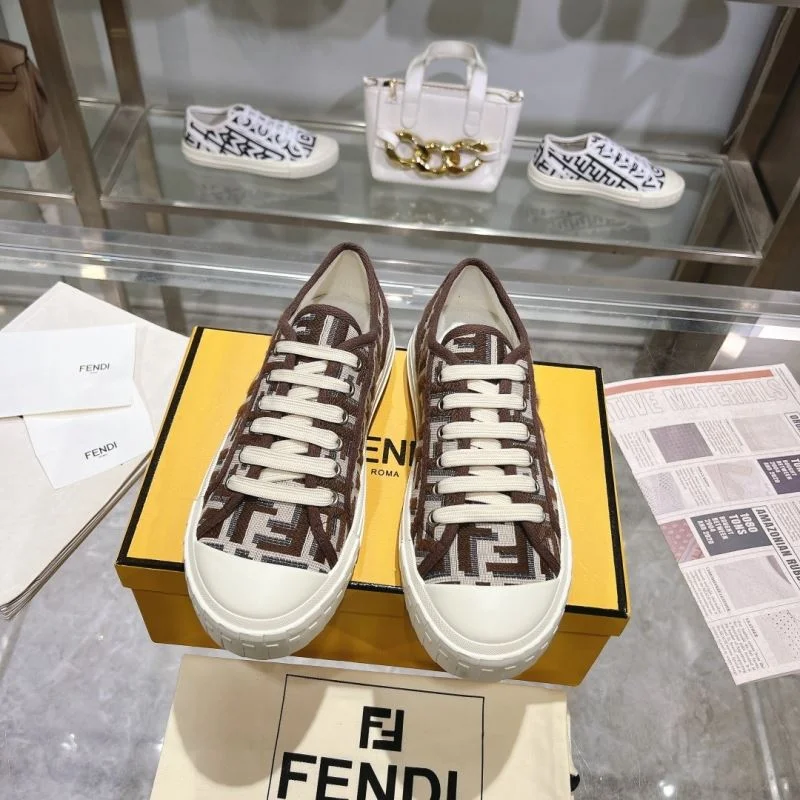 Fendi Low Shoes Versatile 23453