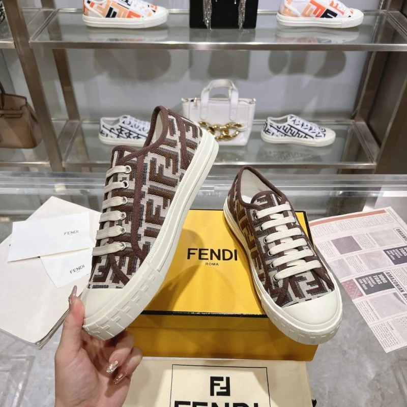Fendi Low Shoes Versatile 23453