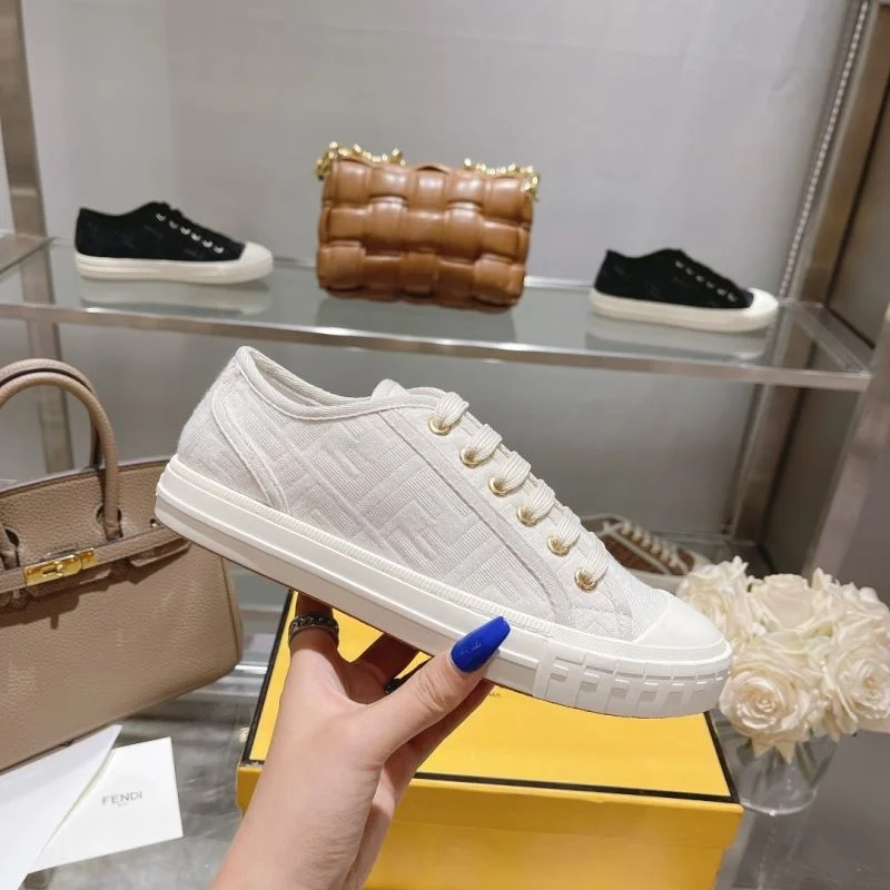 Functional Fendi Low Shoes 23454