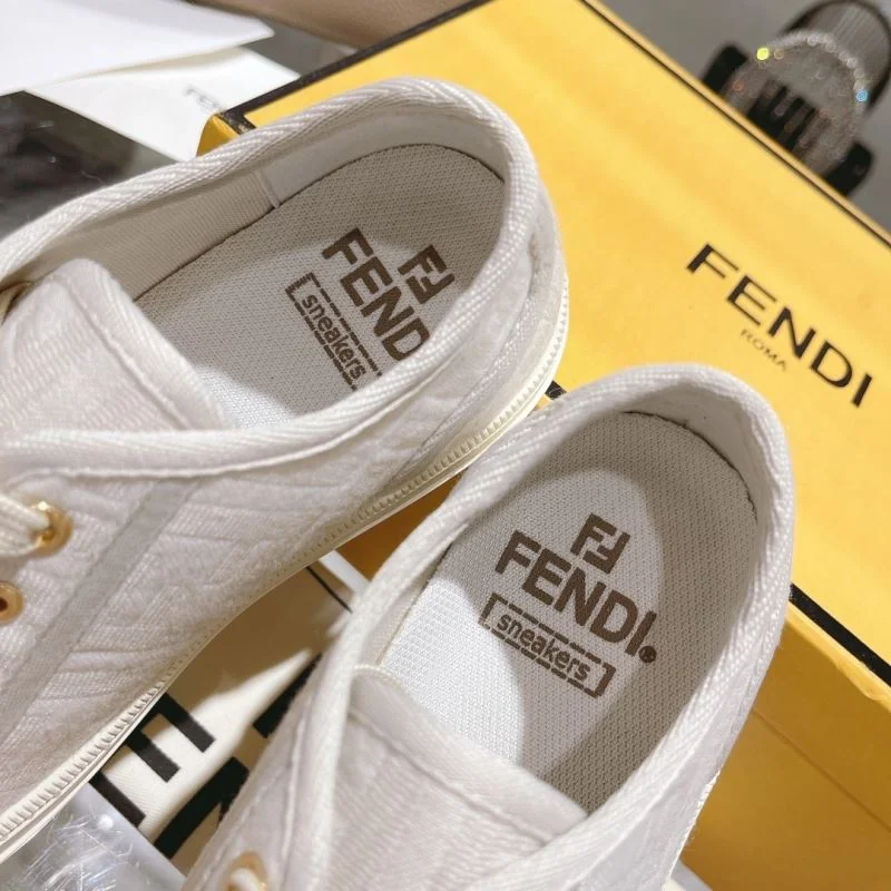 Functional Fendi Low Shoes 23454