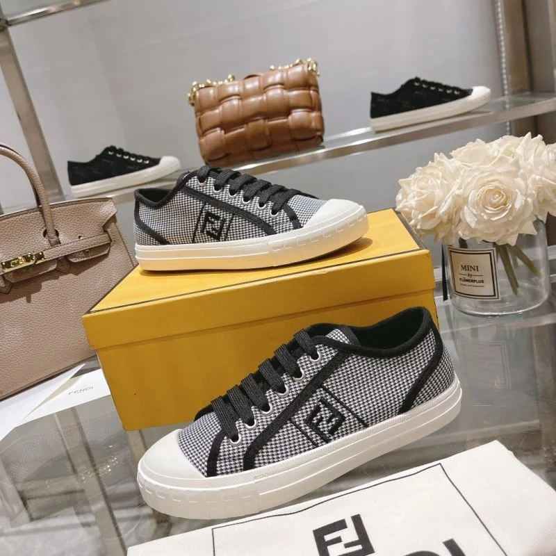 Fendi Low Shoes WrinkleFree 23457