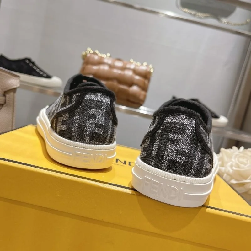 FreshLook Fendi Low Shoes 23467